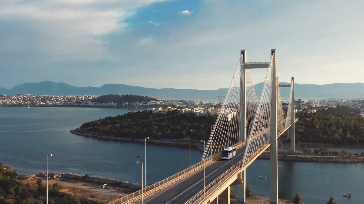 Become a trusted partner of customers and establish long-term partnership with customers.