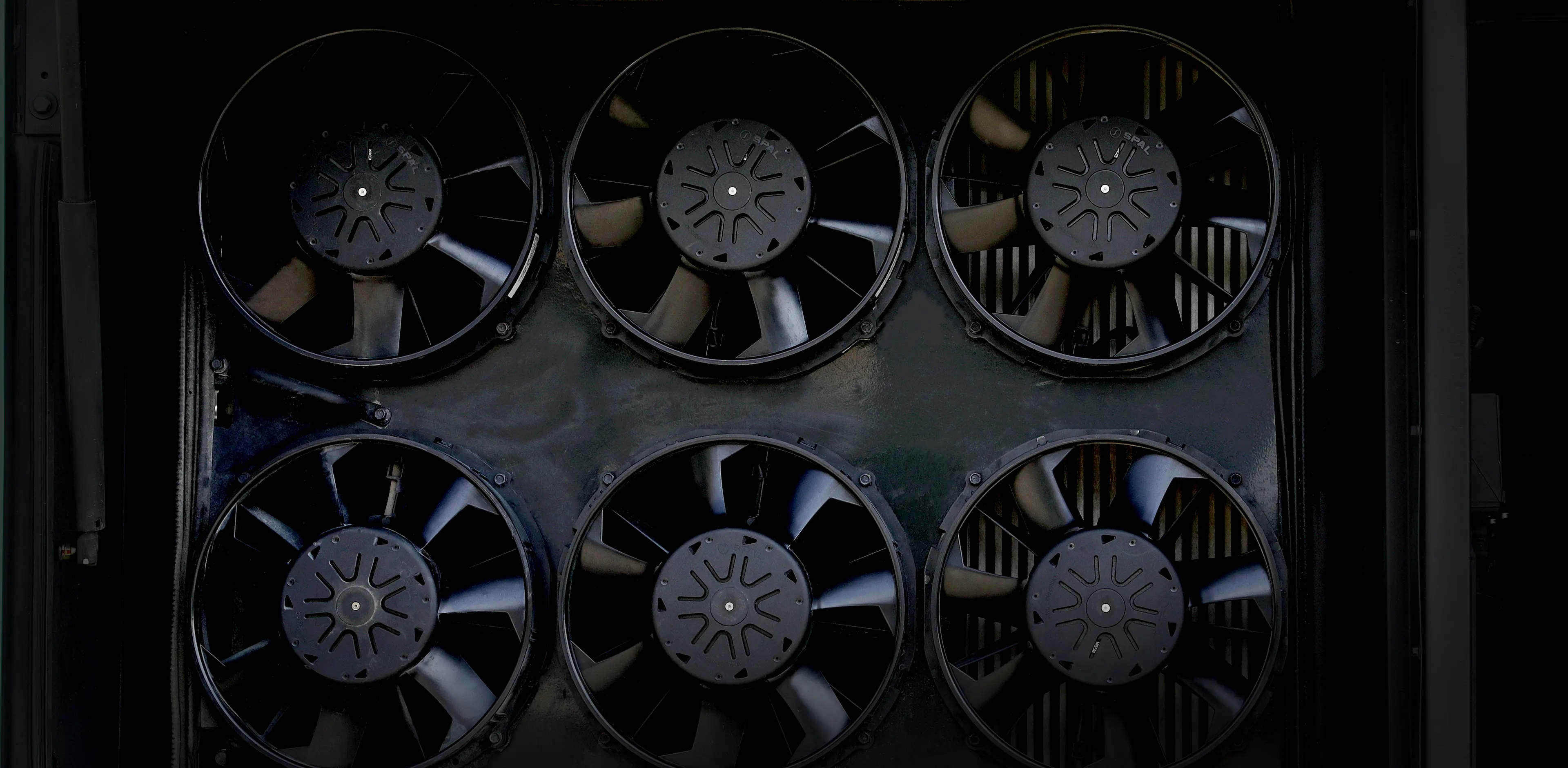 Electronic fan cooling system