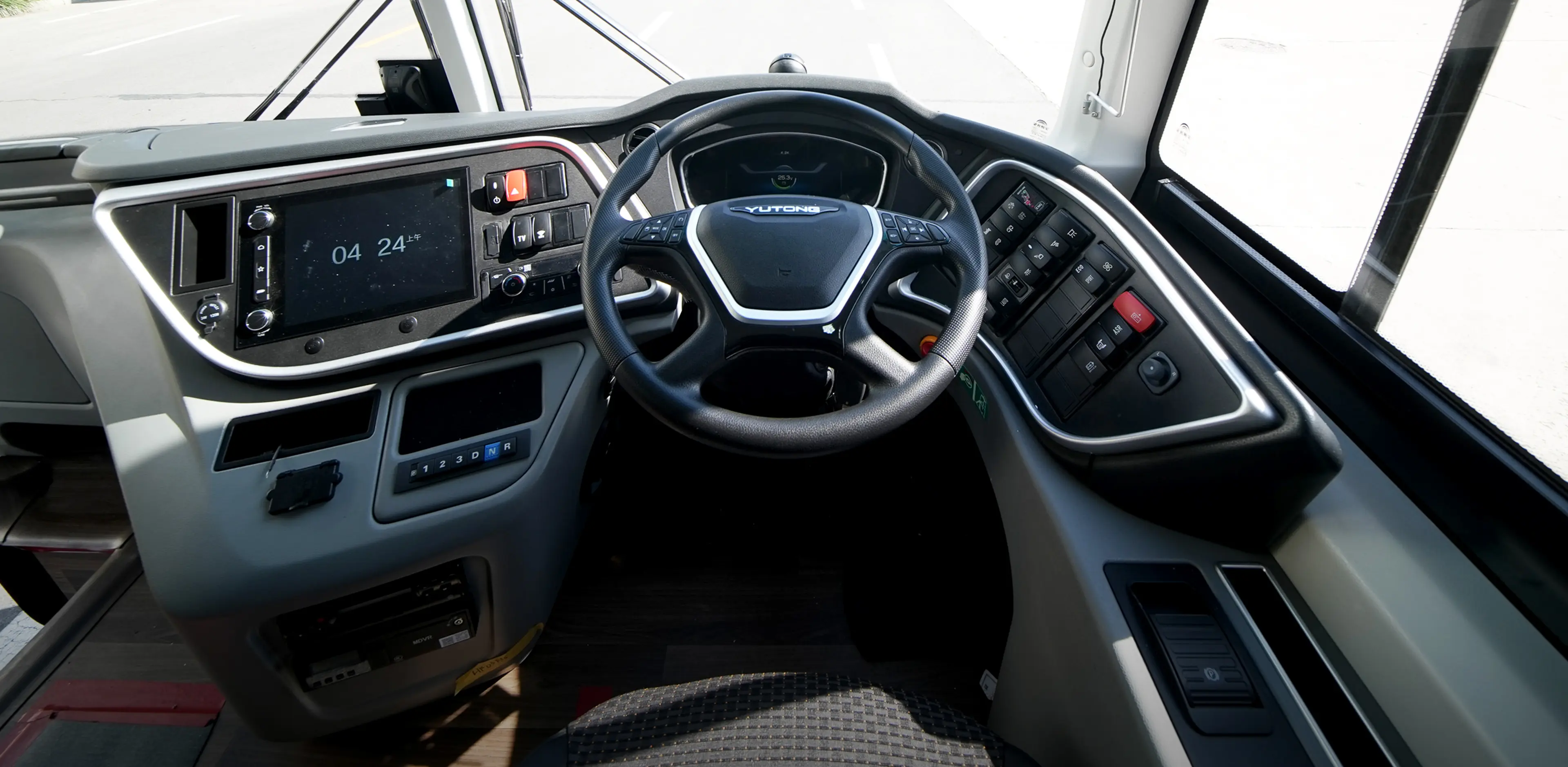 Multi-function steering wheel